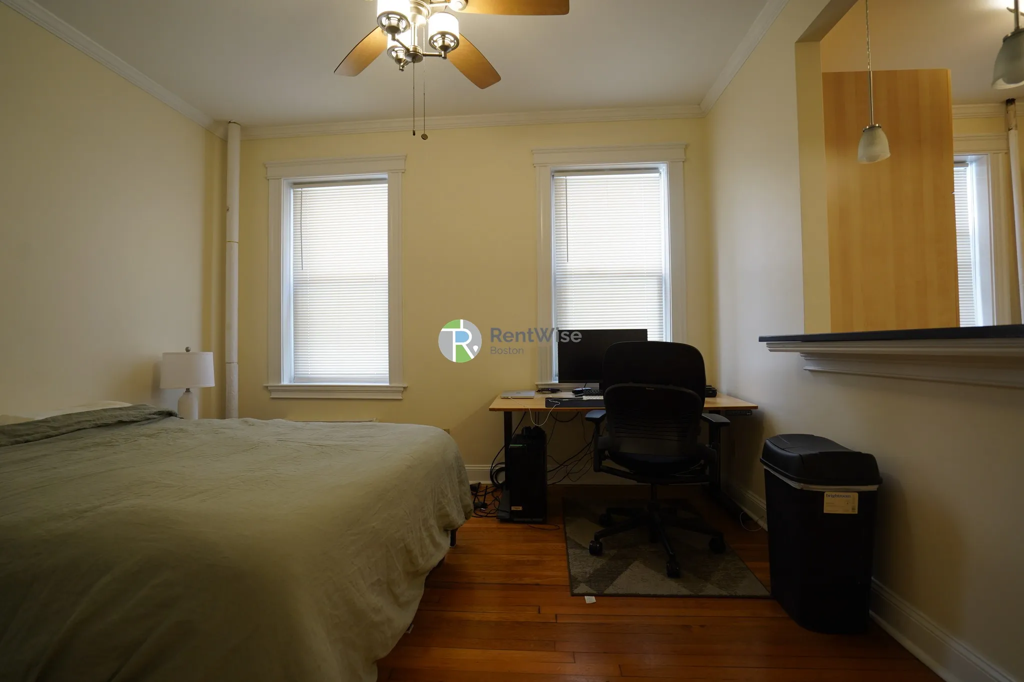 25 Queensberry St, Fenway