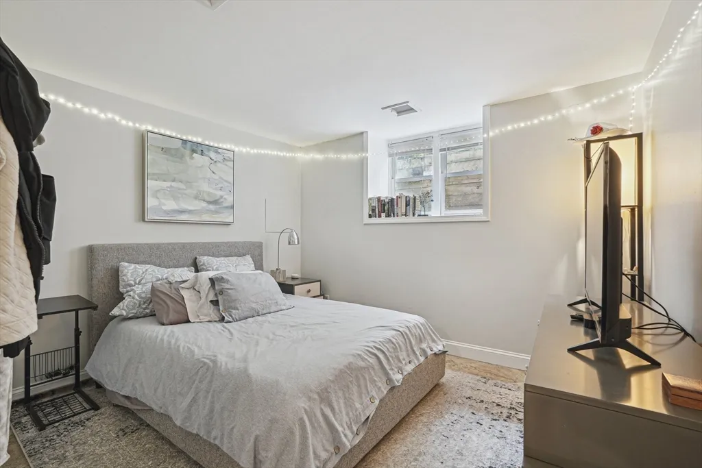 36 Cummings Rd, Brighton