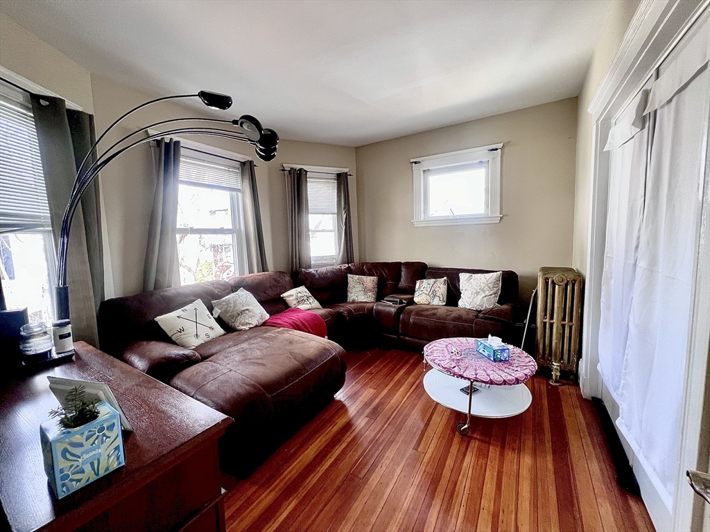 33 Oakland Rd, High Street Hill