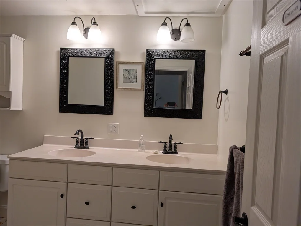 153 Milk St, Westborough