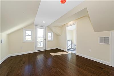 232 Fulton St, Medford