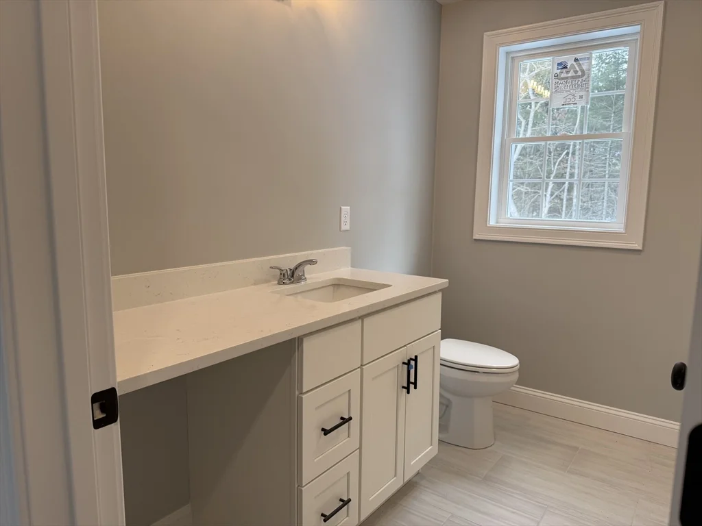 17 Kashmir's Way, Middleboro