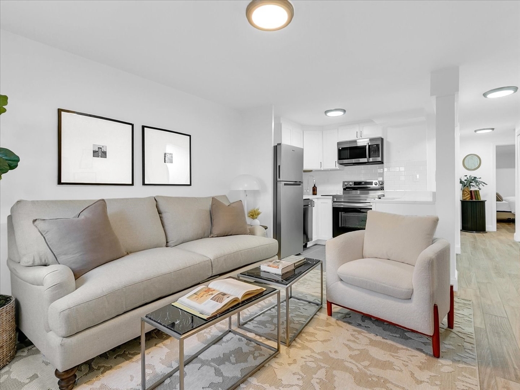 15 University Rd, Aspinwall Hill