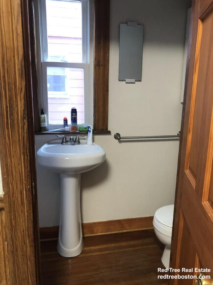 151 Elm St, Davis Square