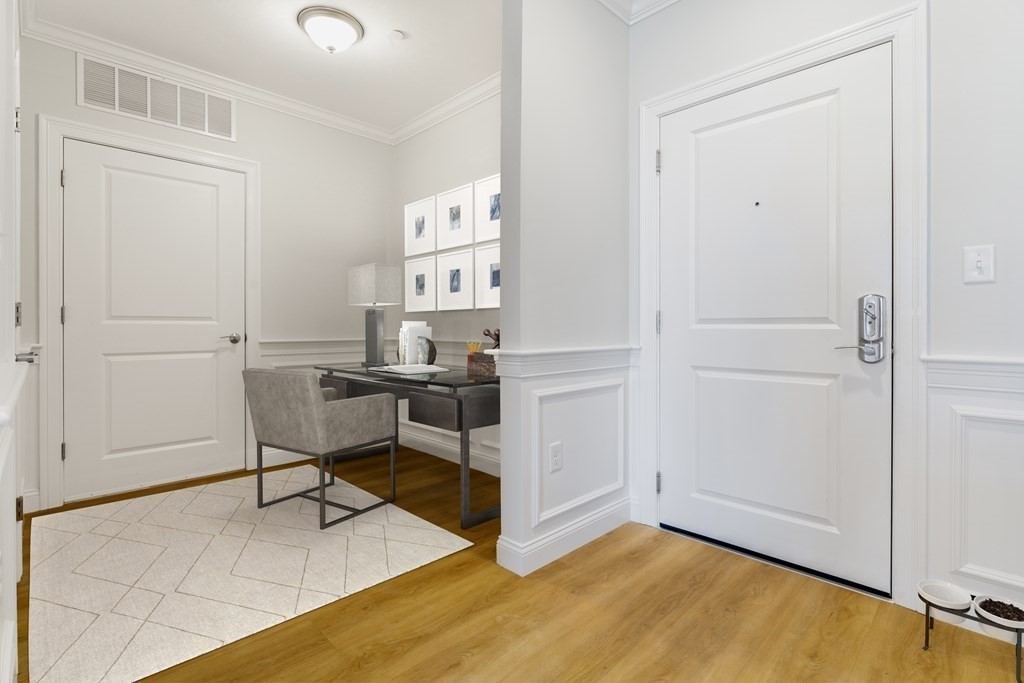 320 Middlesex Ave, Medford