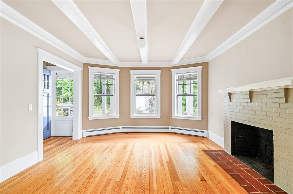 6 Prince St, Marblehead