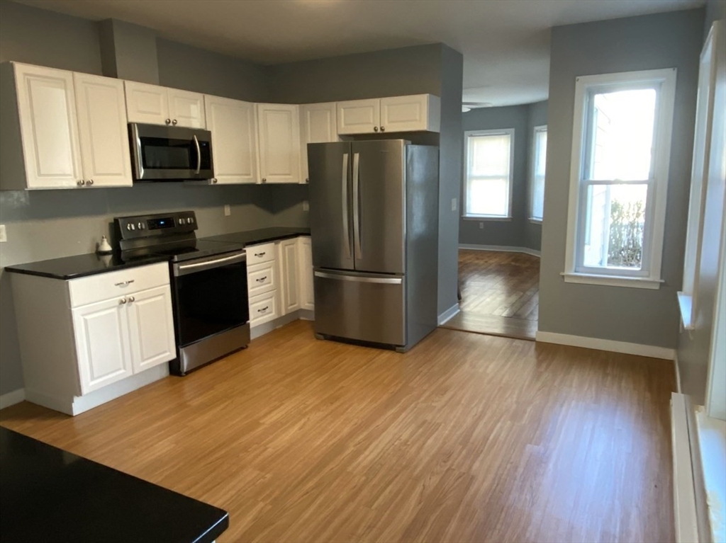 10 Sterling St, Worcester