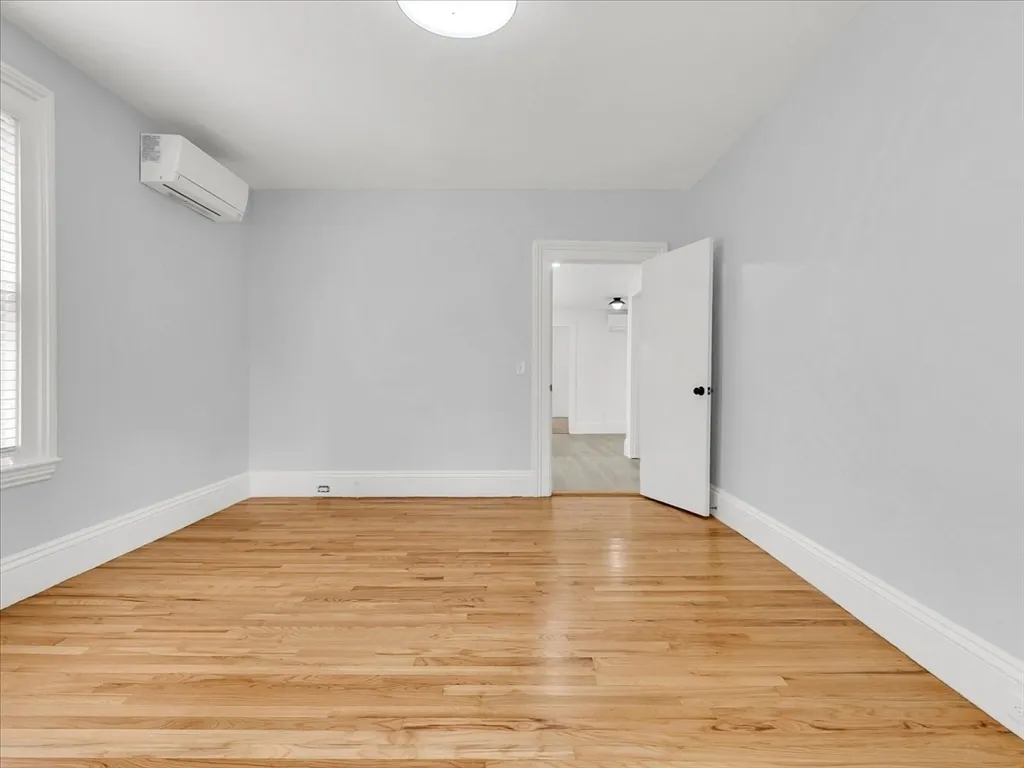 186 Main St, Cochituate