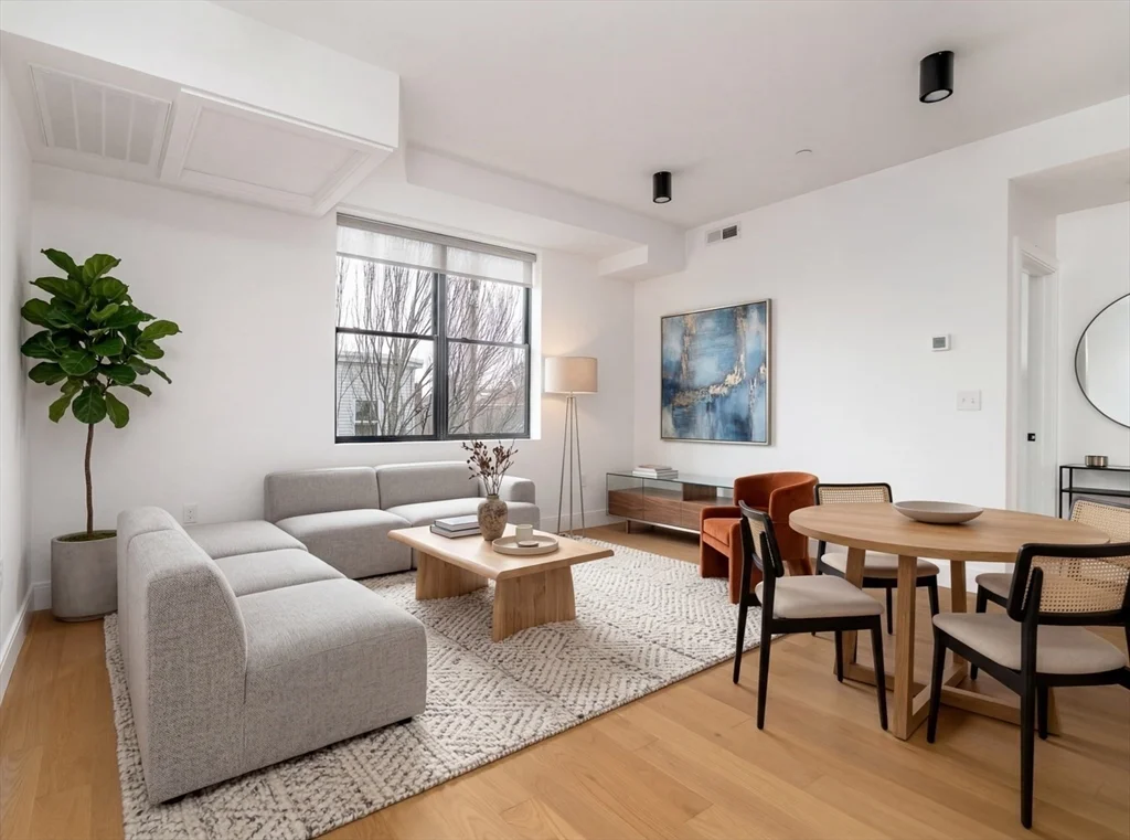 182 Tremont, Inman Square