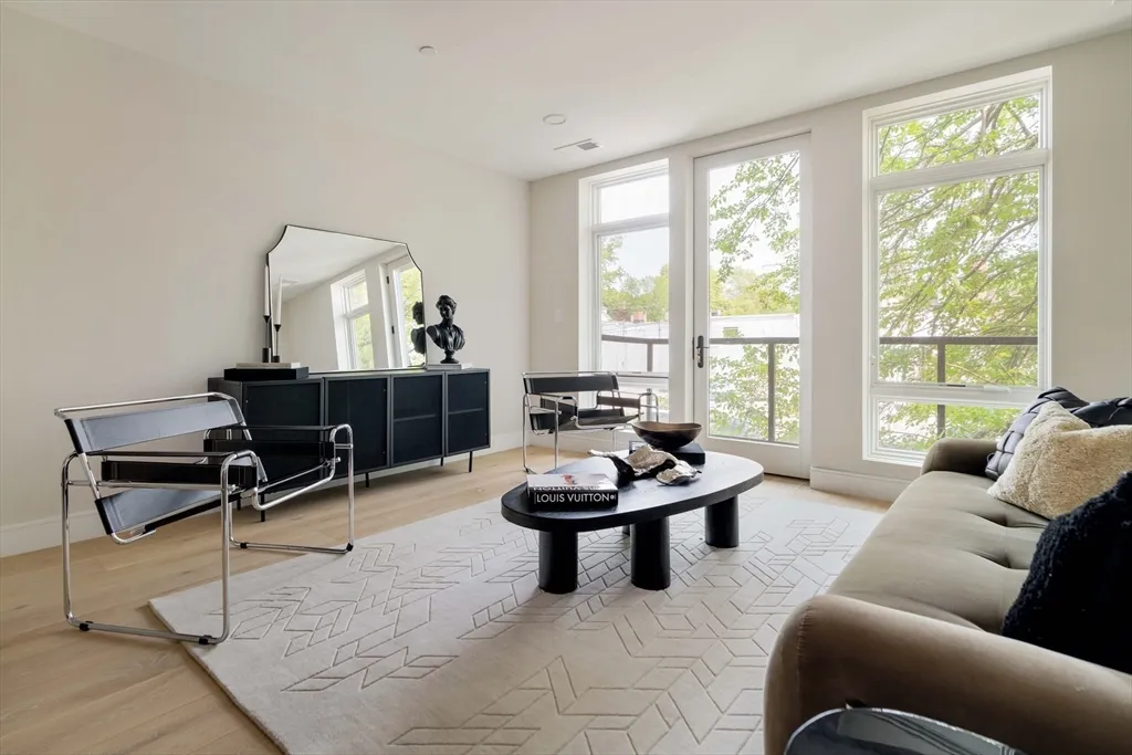20 Kinmonth Rd, Newton