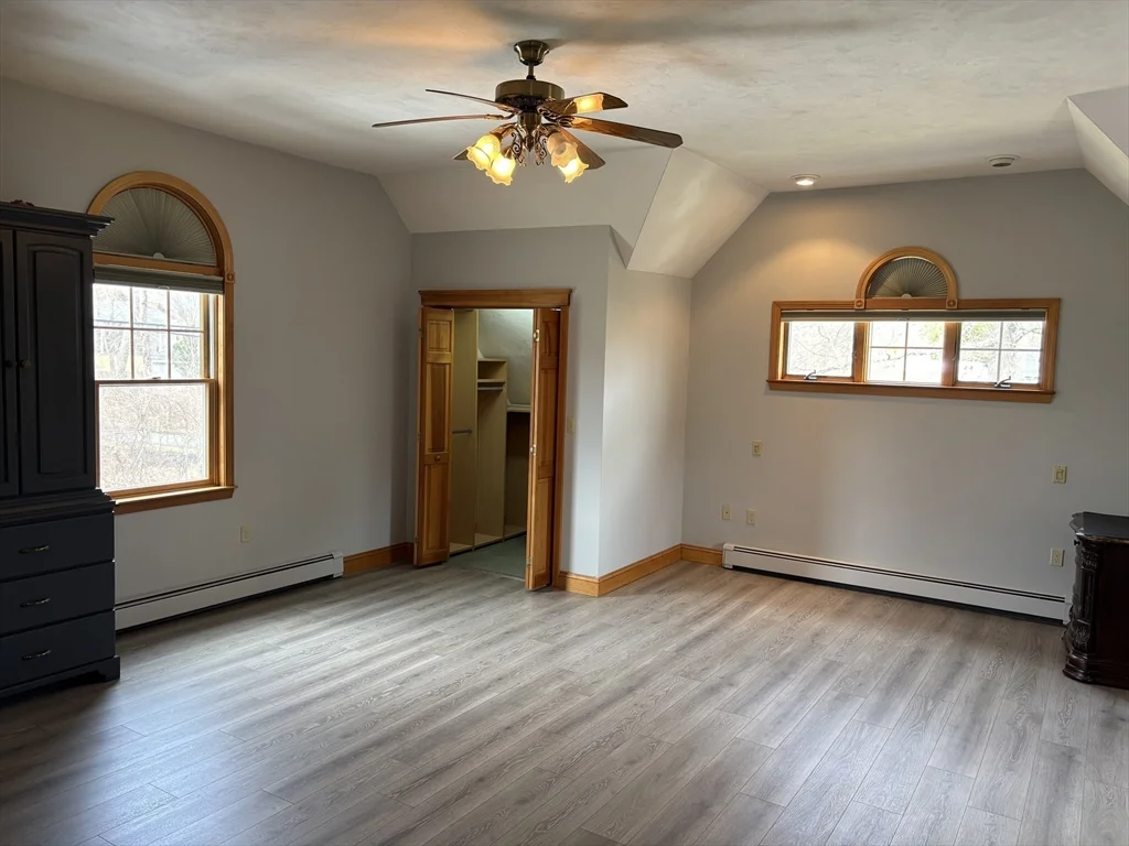 276 Bullard, Walpole