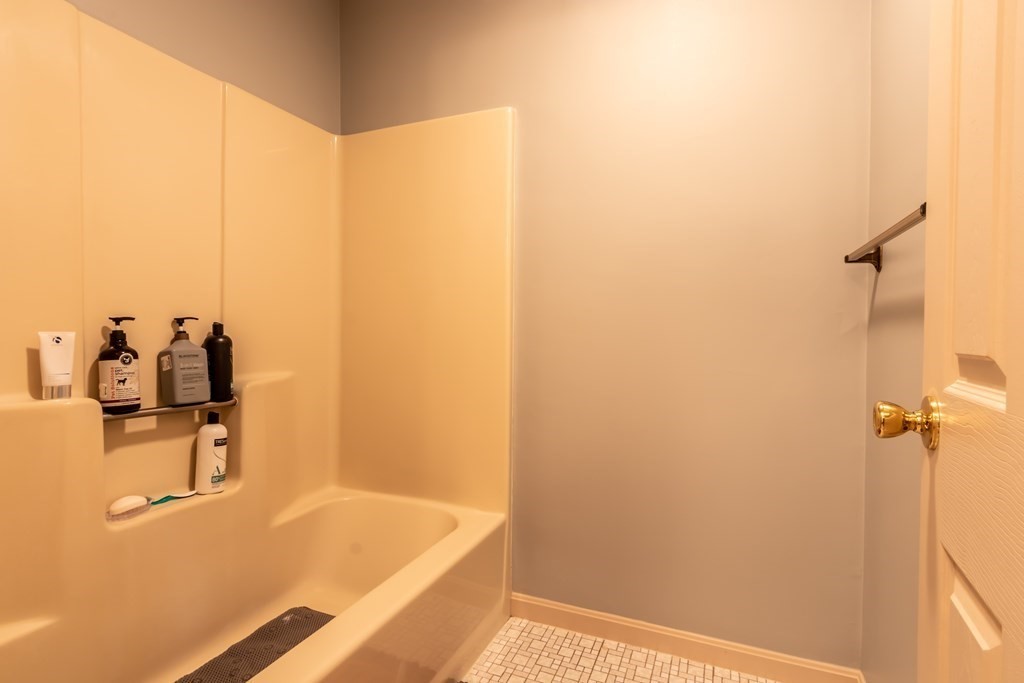 45 Washington St, Methuen