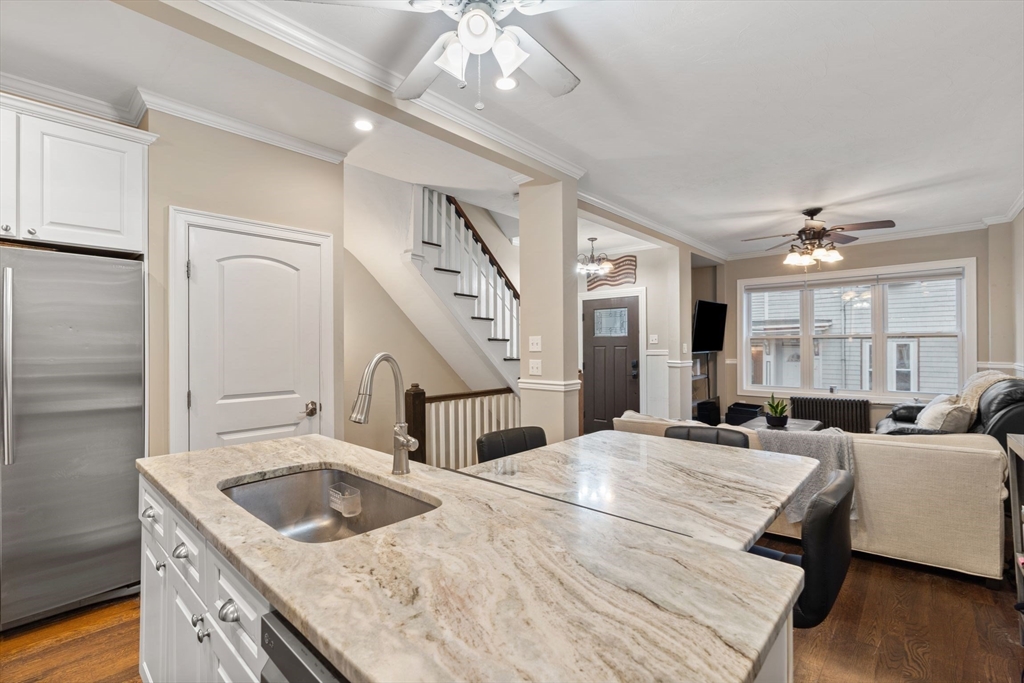 12 Colebrook St, South Boston