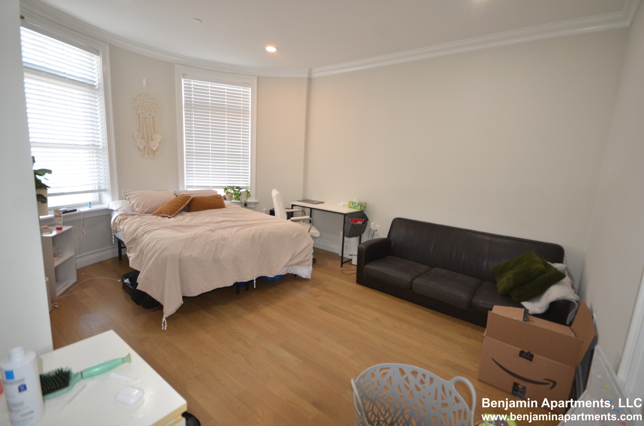 14 Mount Hood Rd, Brighton