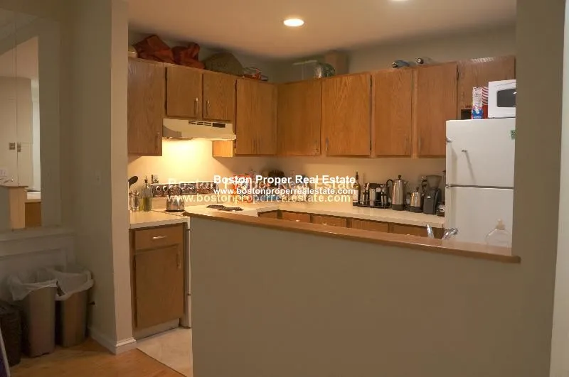 415 Massachusetts Ave, South End