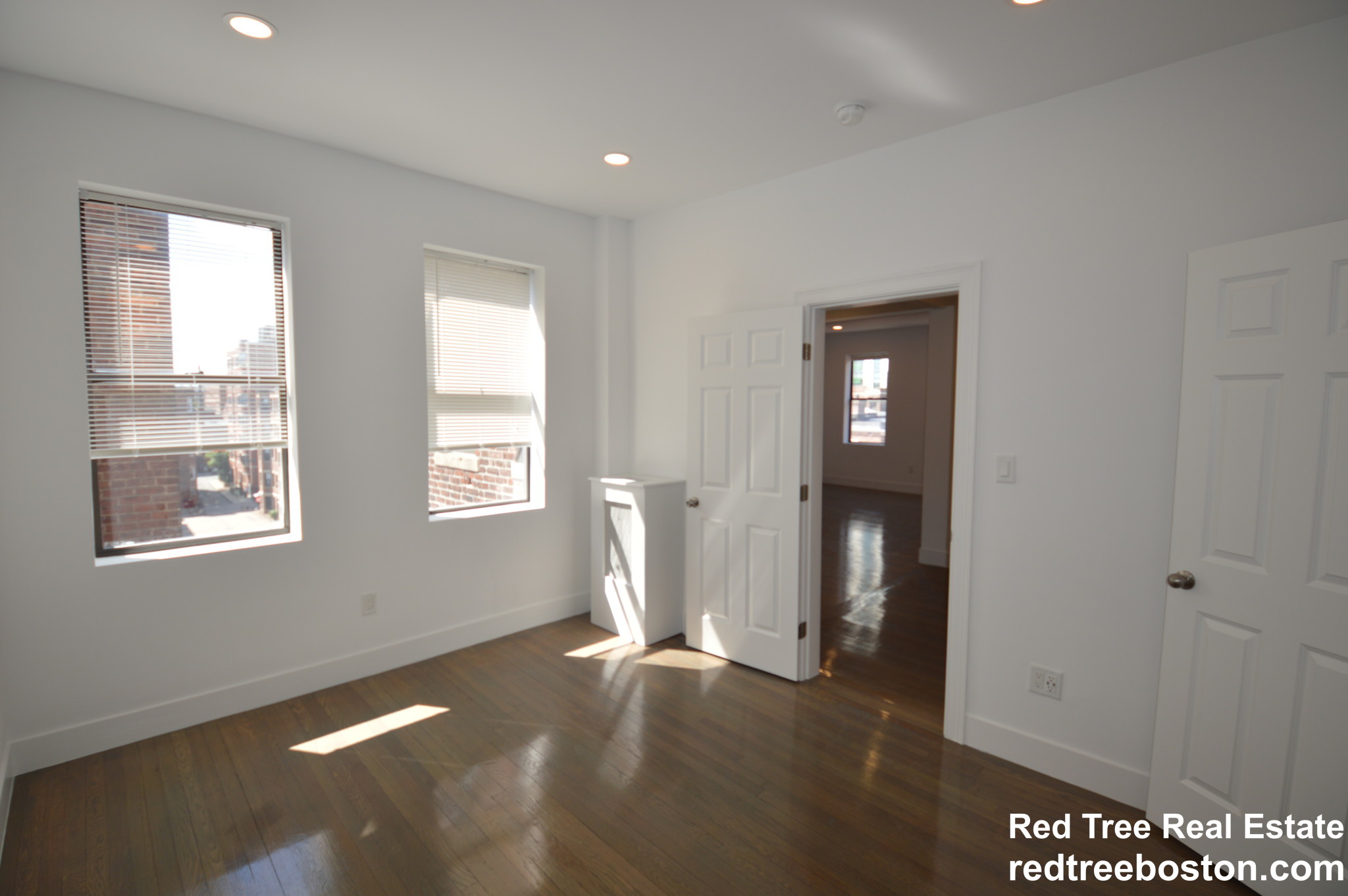 11 Queensberry St, Fenway