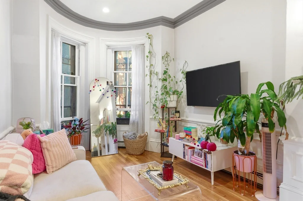 3 Saint Charles St, South End