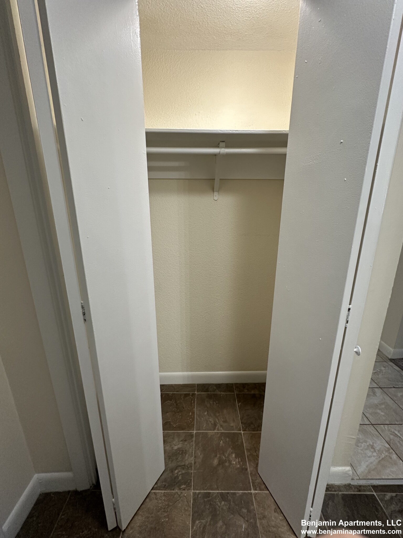 90 Gardner St, Allston