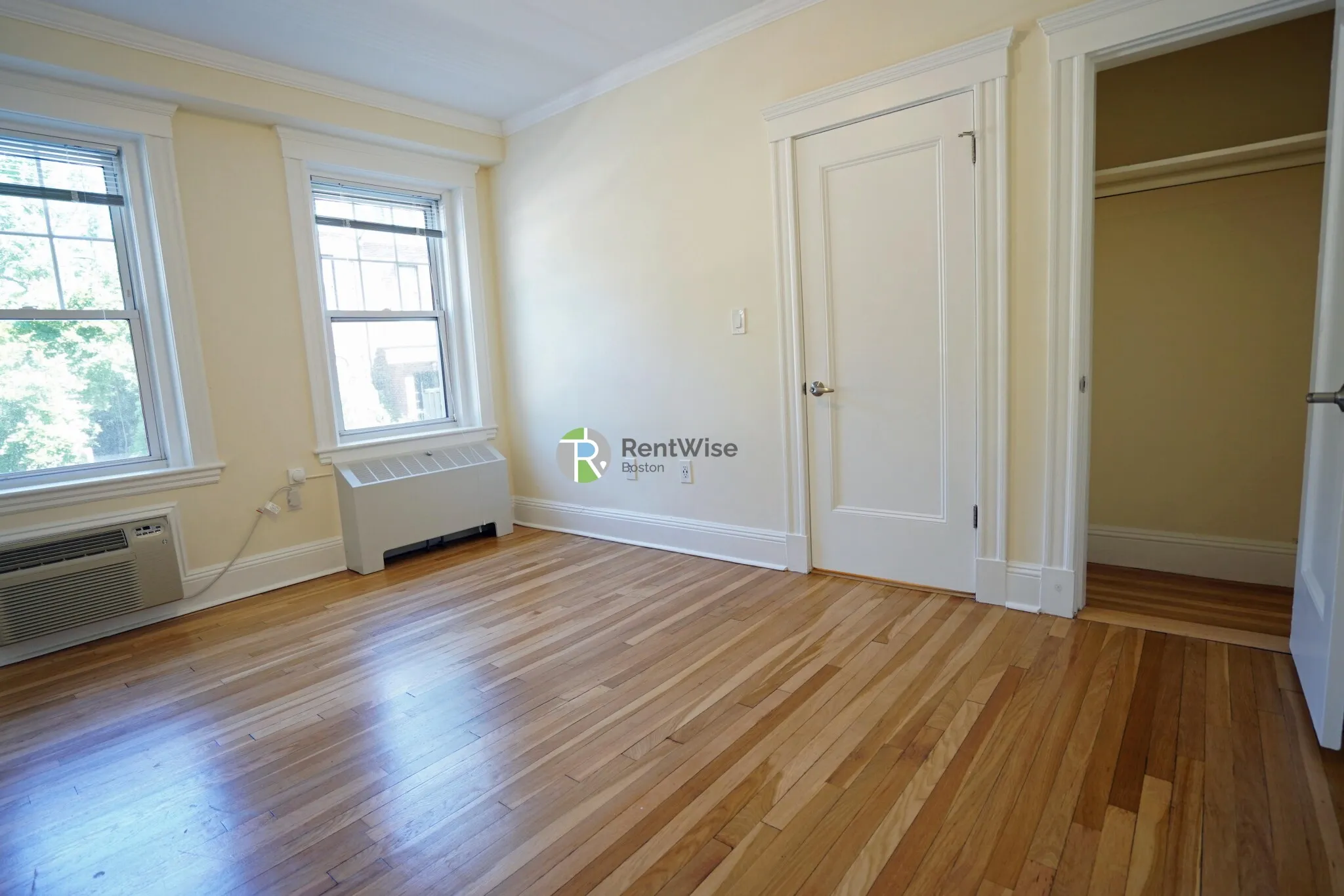 26 Chauncy St, Neighborhood Nine