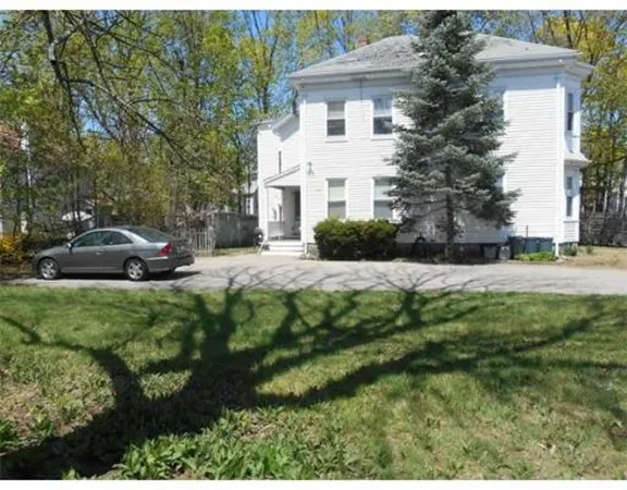 31 Prospect Street Ave, Banks Square