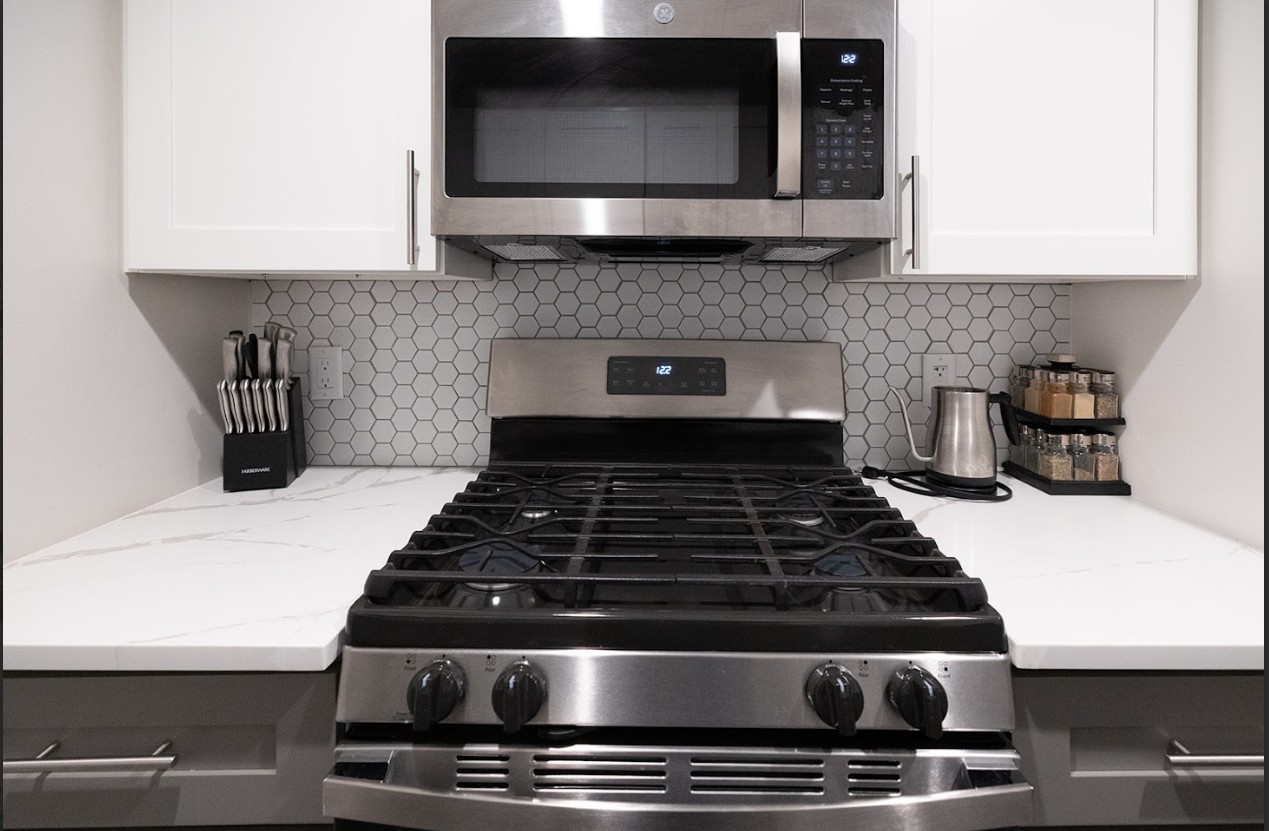 1661 Washington St, South End