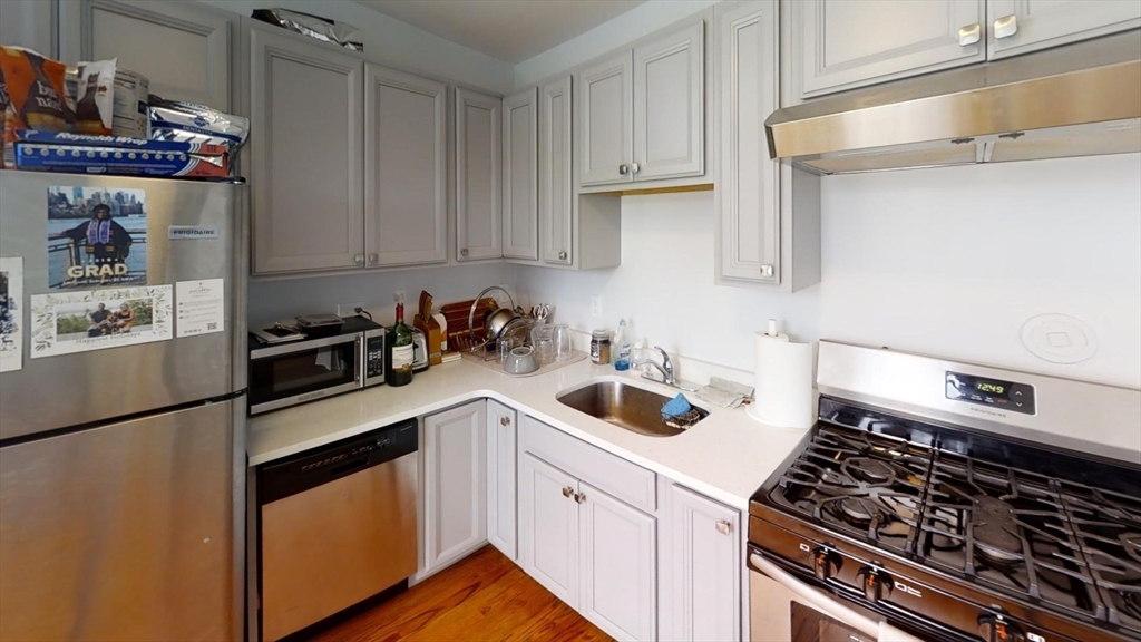 200 Harris St, Revere