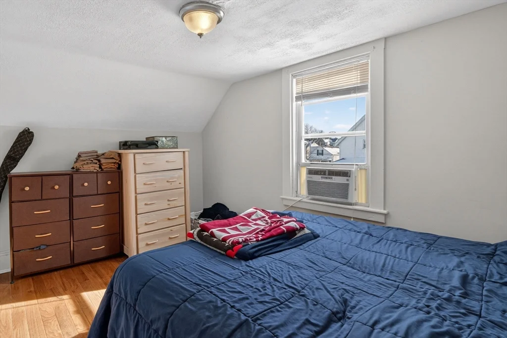 43 Prescott St, Everett