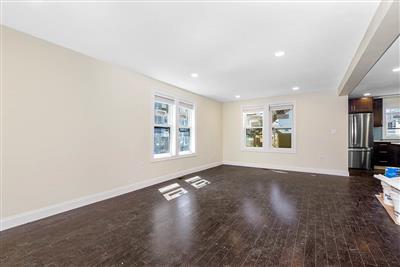 72 Stanley Ave, South Medford