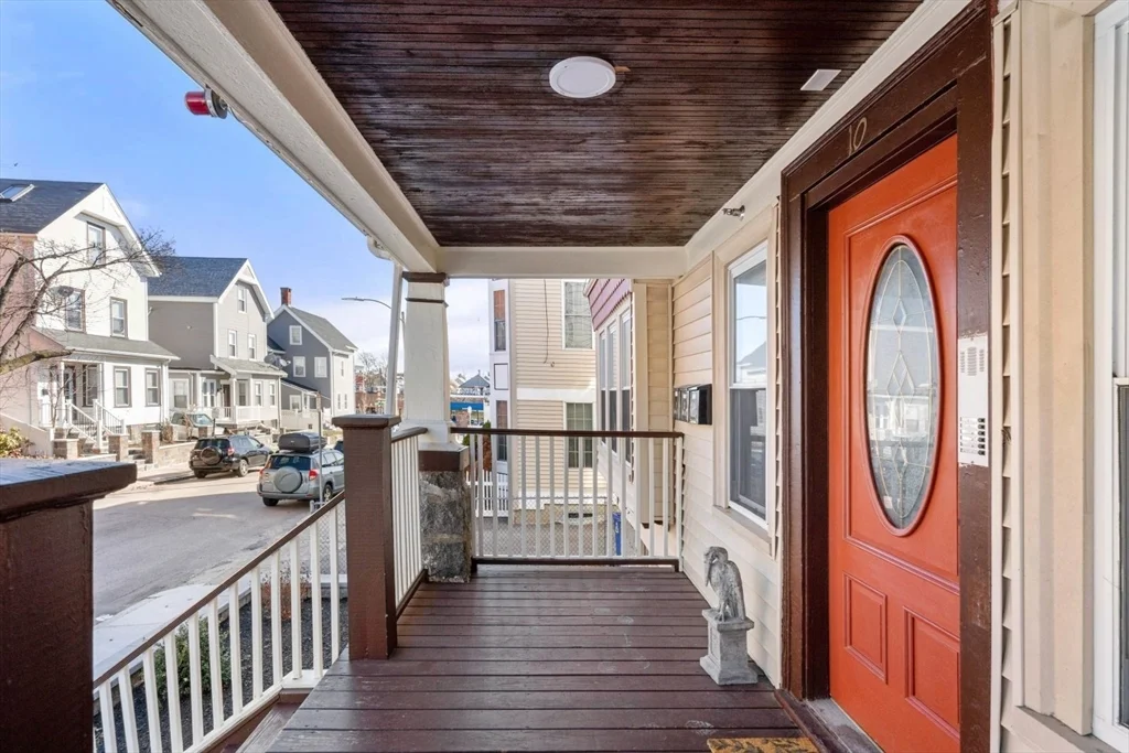 10 Centre Ave, Dorchester