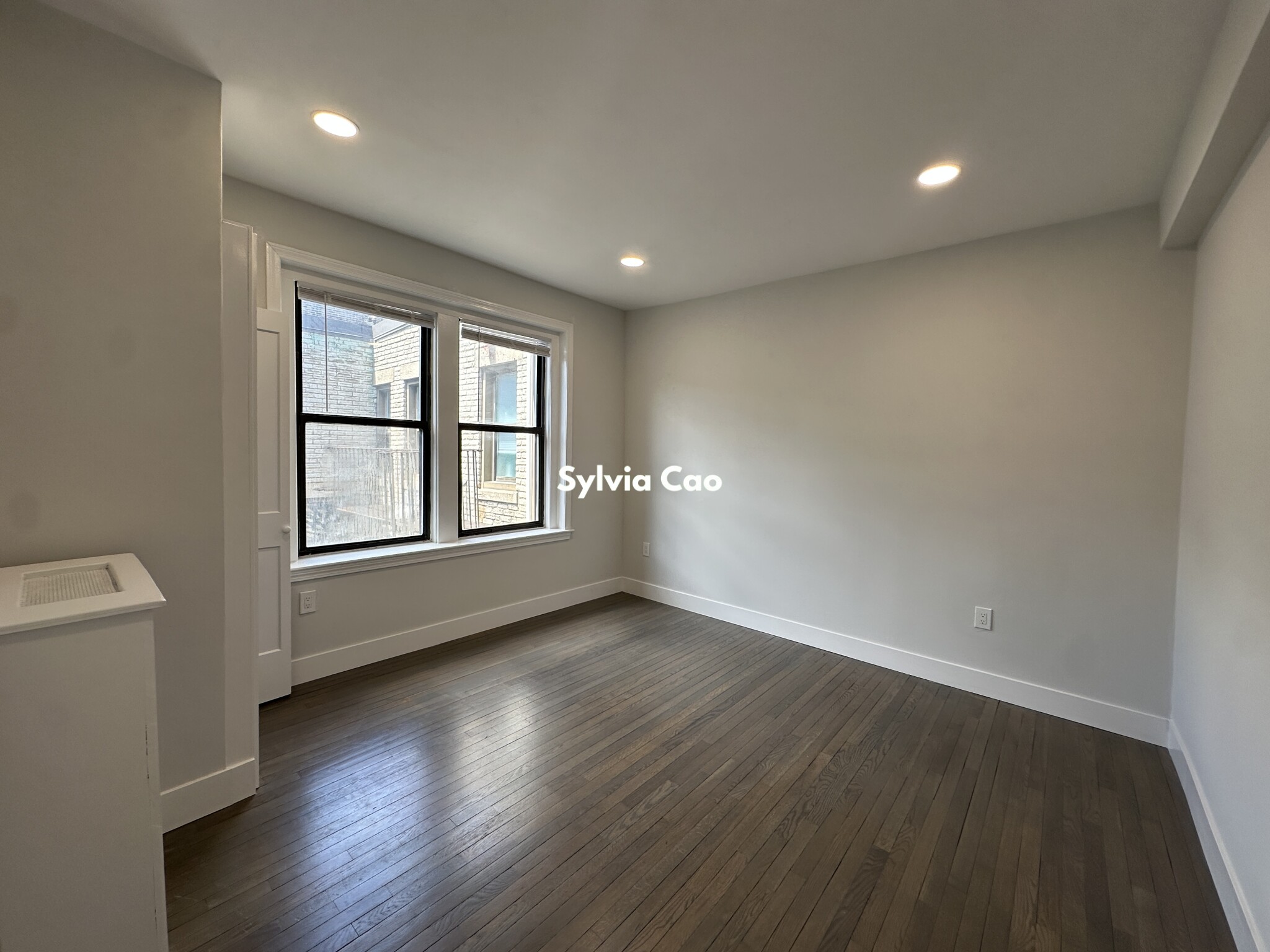 11 Peterborough St, Fenway