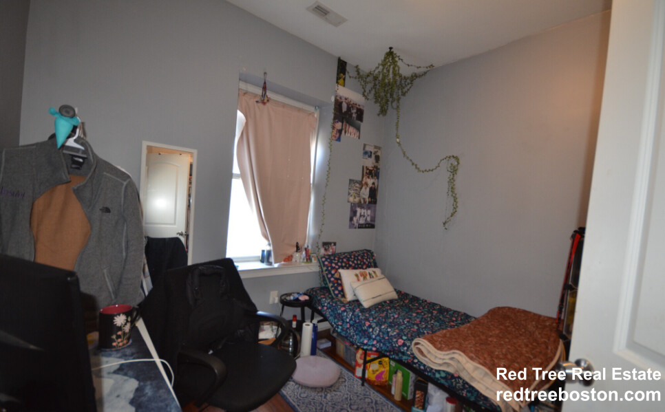 191 Boylston St, Jamaica Plain