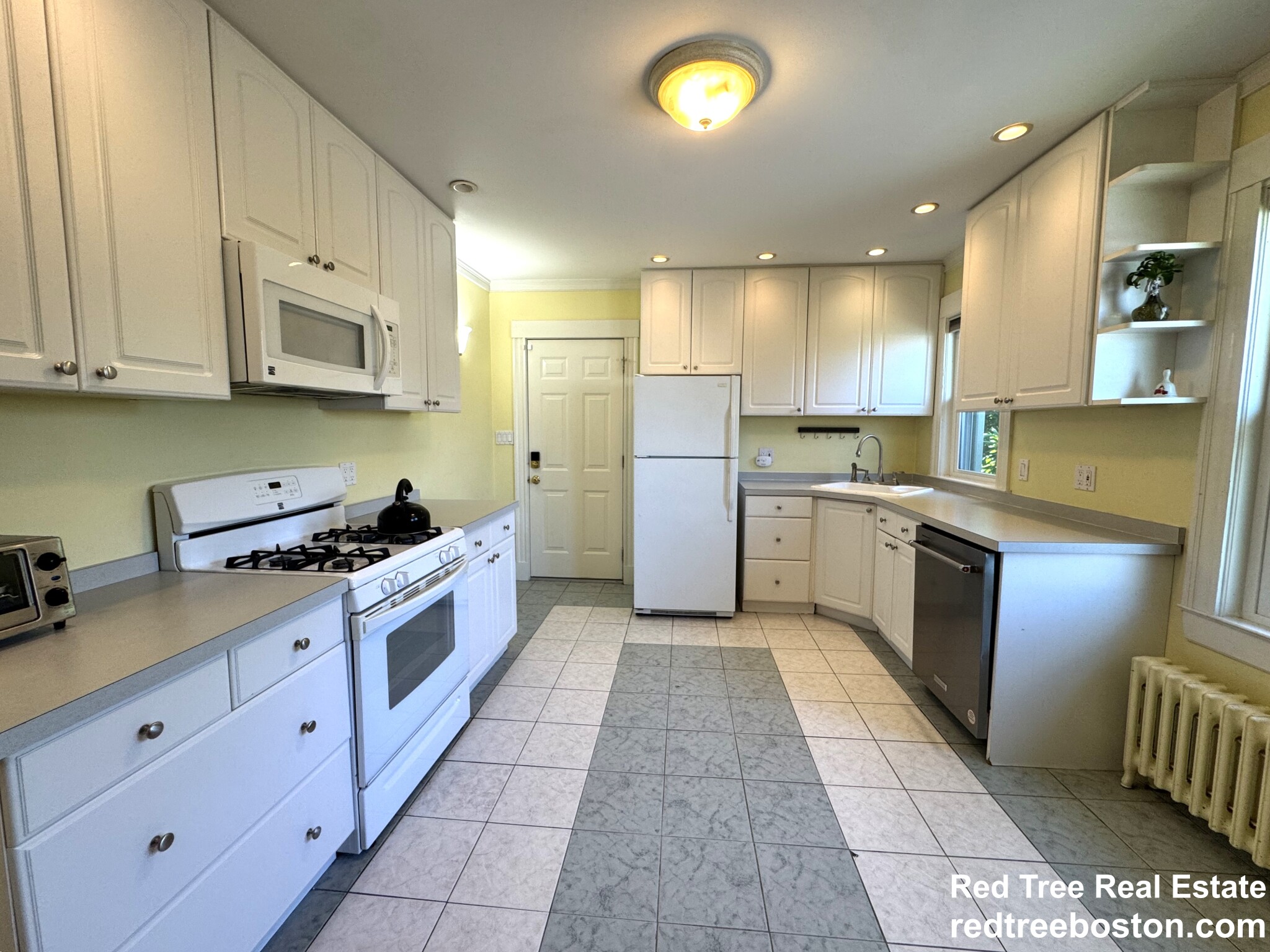 12 Homer St, Watertown