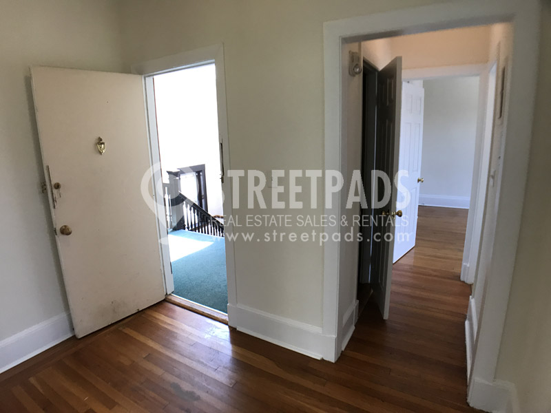 1539 Beacon St, Griggs Park