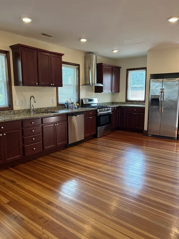 74 Fiske St, Waltham