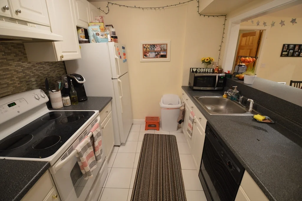 94 Pleasant St, Coolidge Corner