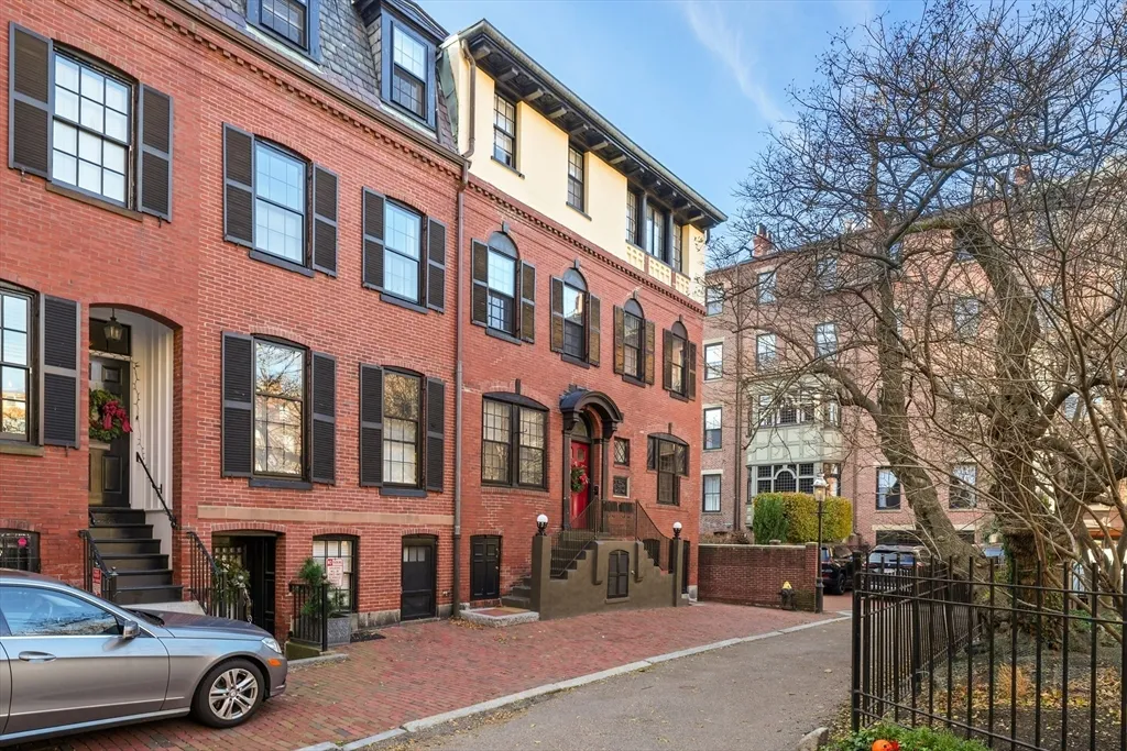 3 Mt Vernon Sq, Beacon Hill