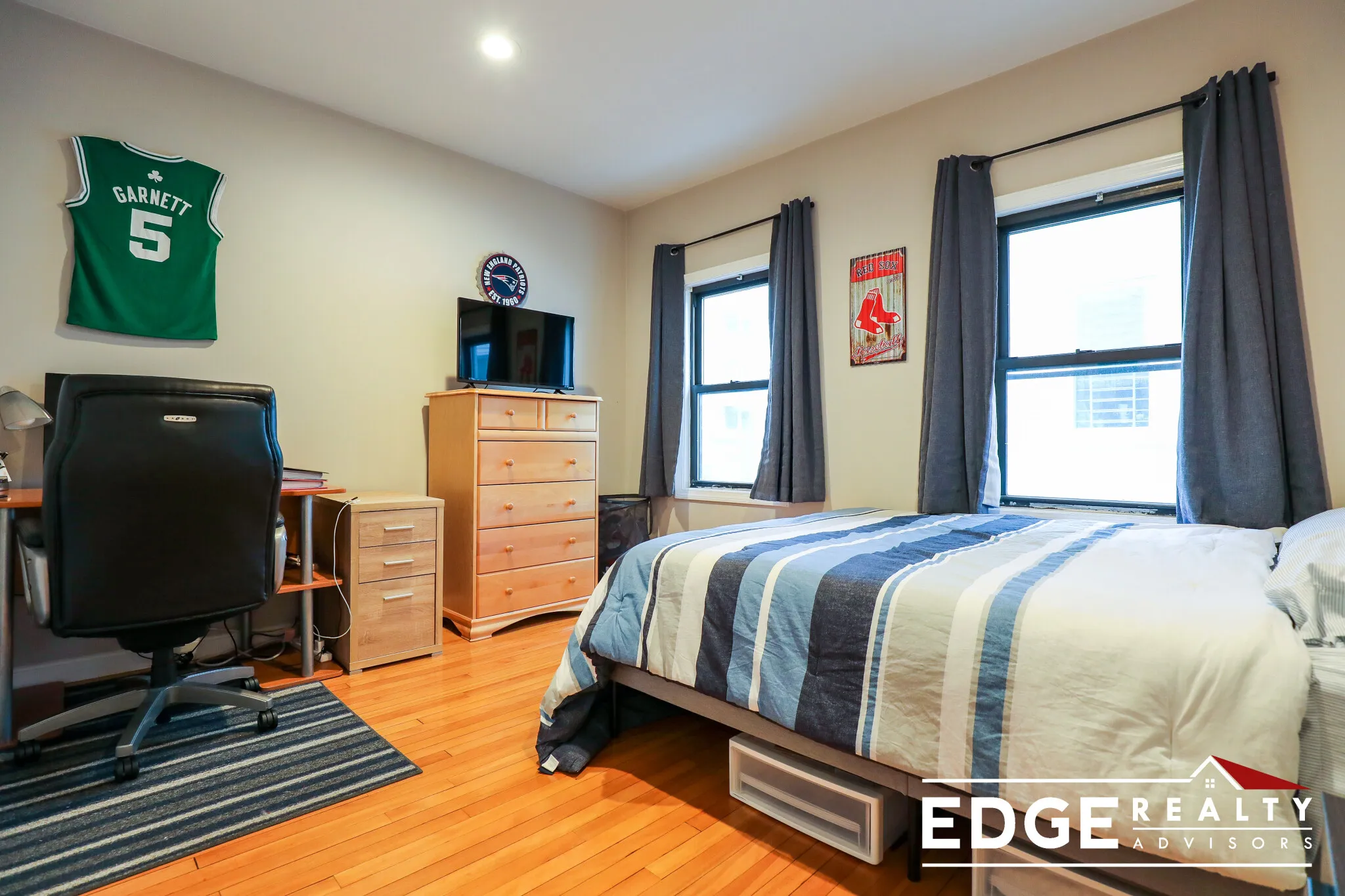 118 Glenville Ave, Allston