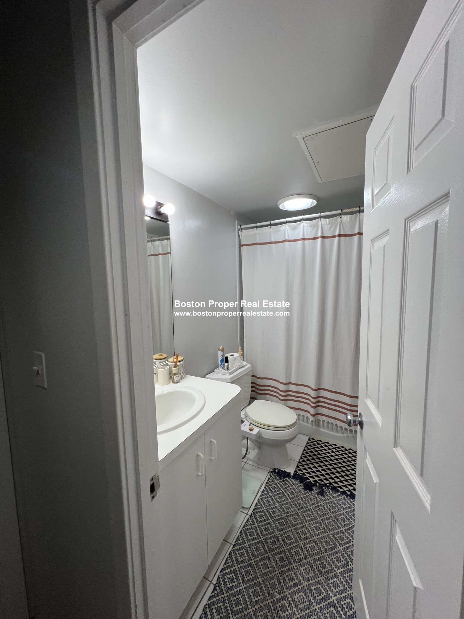 39 Saint Botolph St, Back Bay