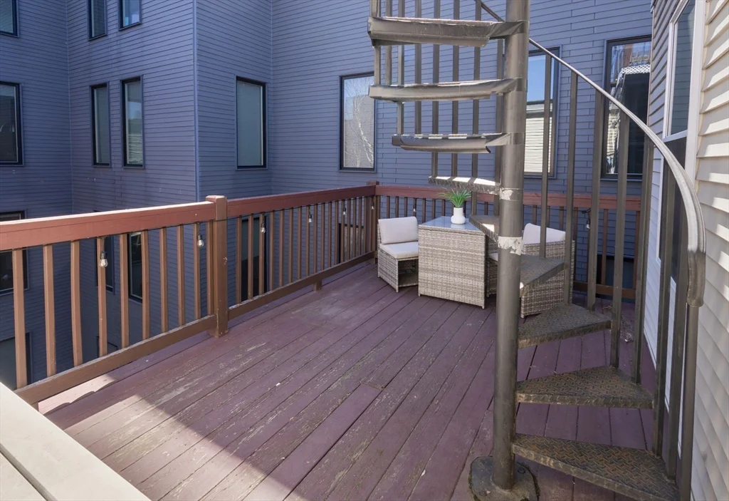 12 I St, South Boston
