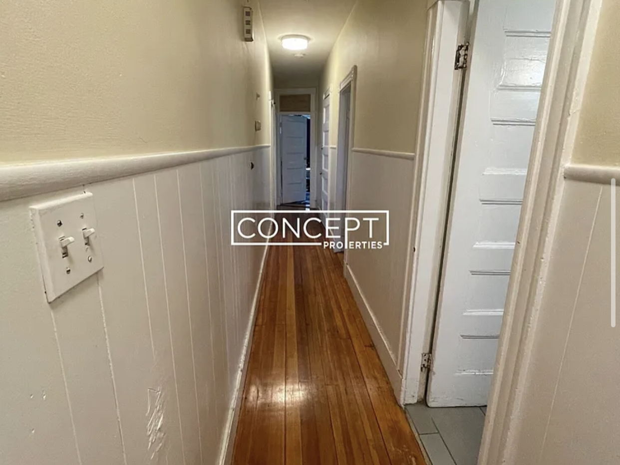 65 Hillside St, Mission Hill