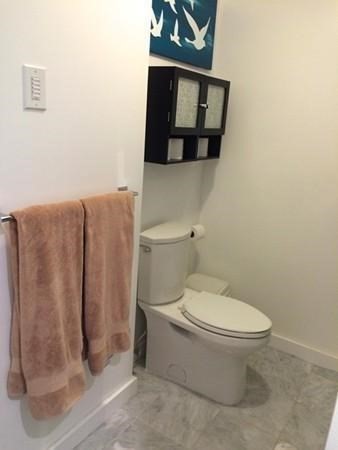 3 Summit Dr, Reading