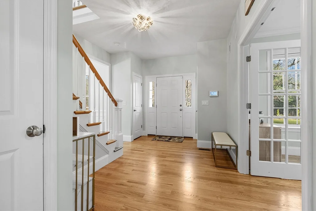 27 Spring Rd, Westborough
