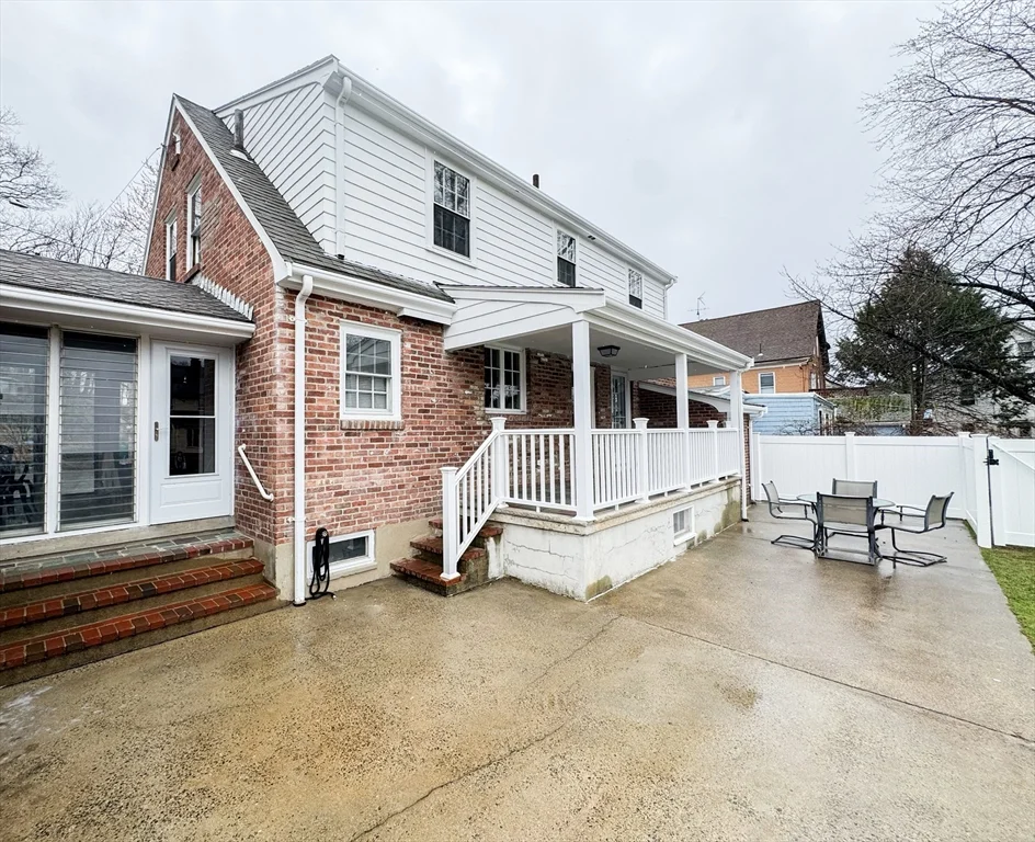 40 Walter St, East Lynn