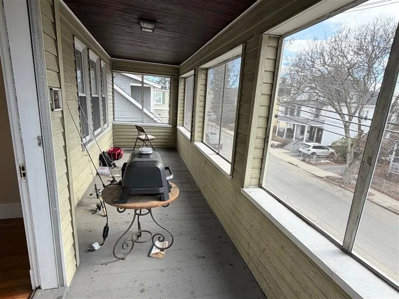 27 Conwell Ave, West Somerville