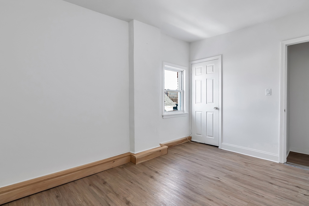 40 Summer St, Lawrence