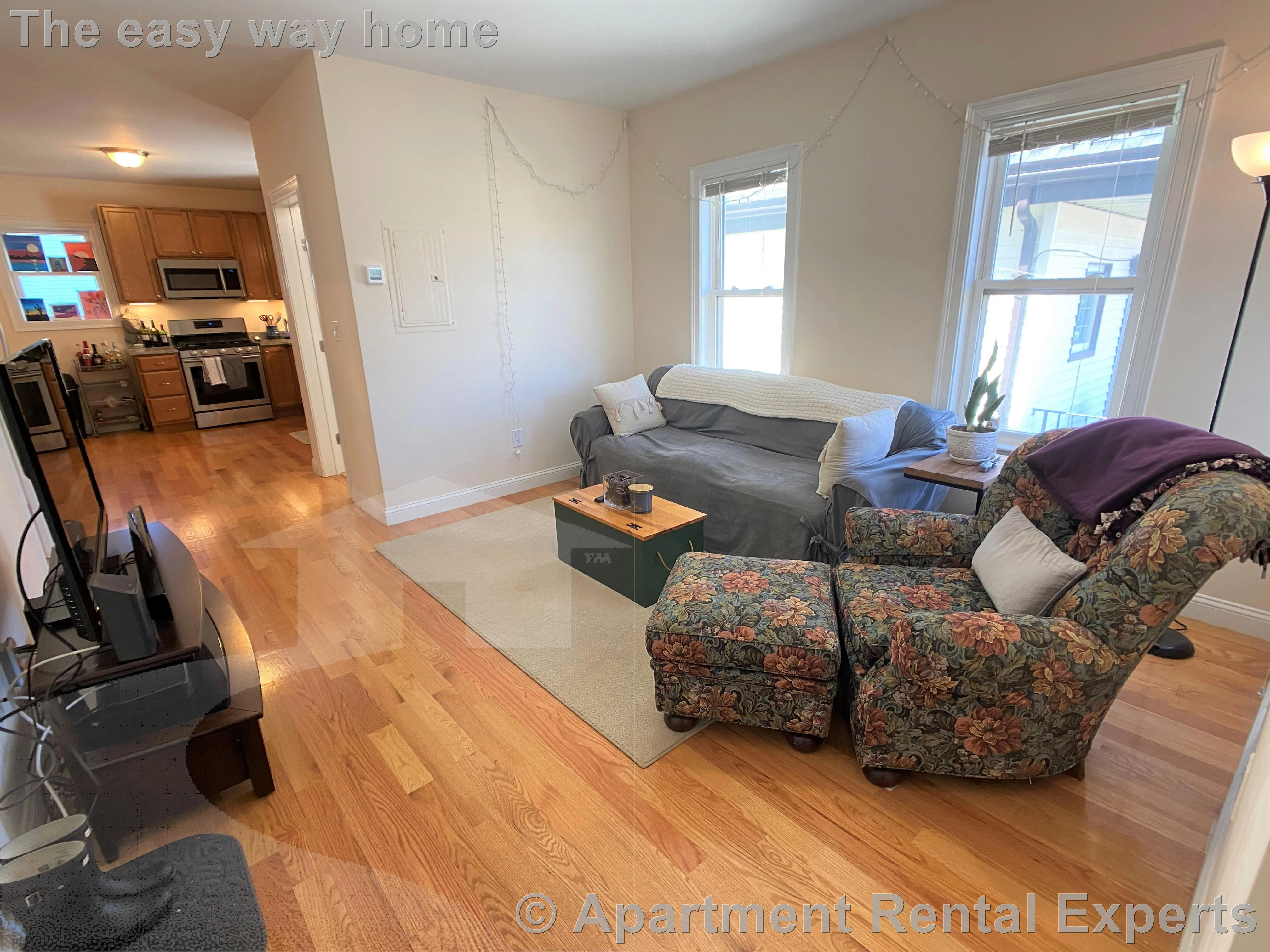 537 Main St, Magoun Square