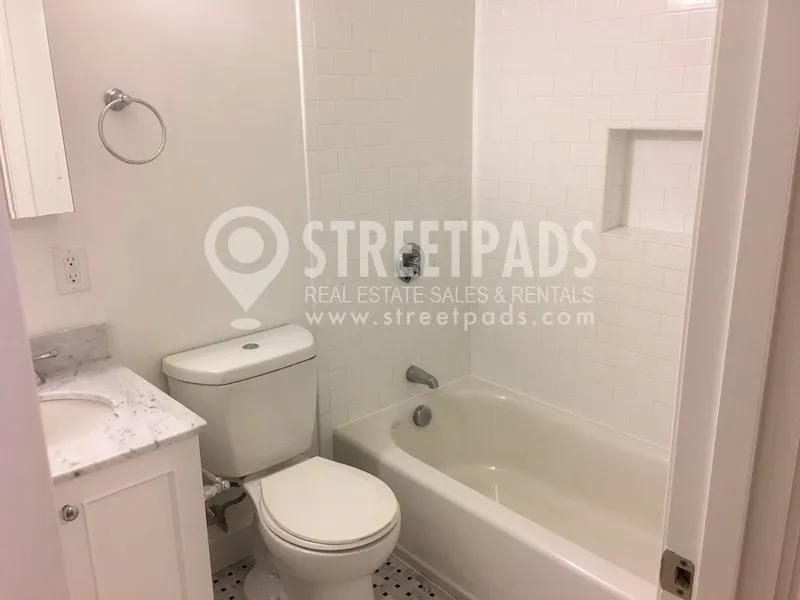 3 Langdon St, Neighborhood Nine