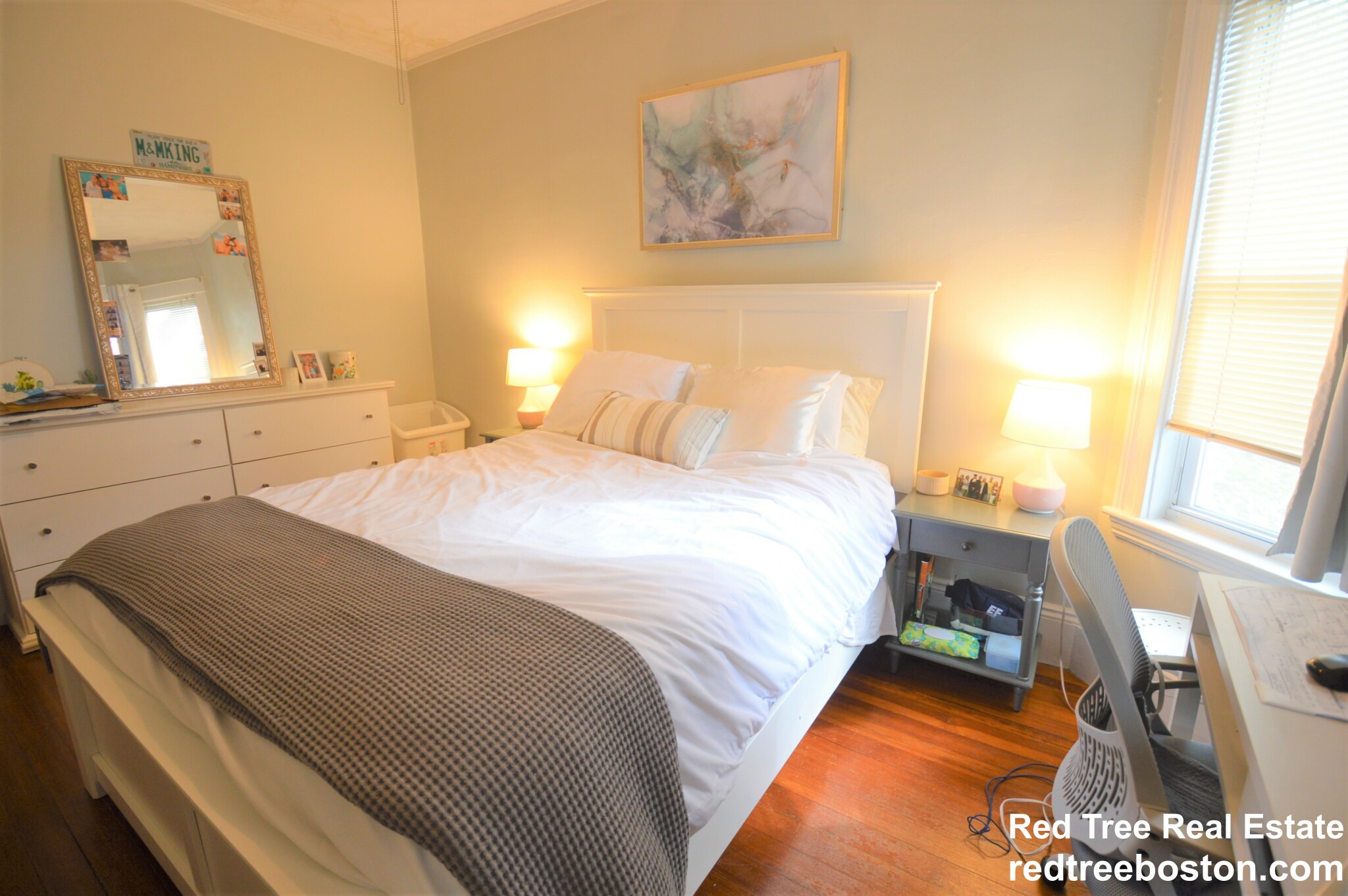 14 Breck Ave, Oak Square