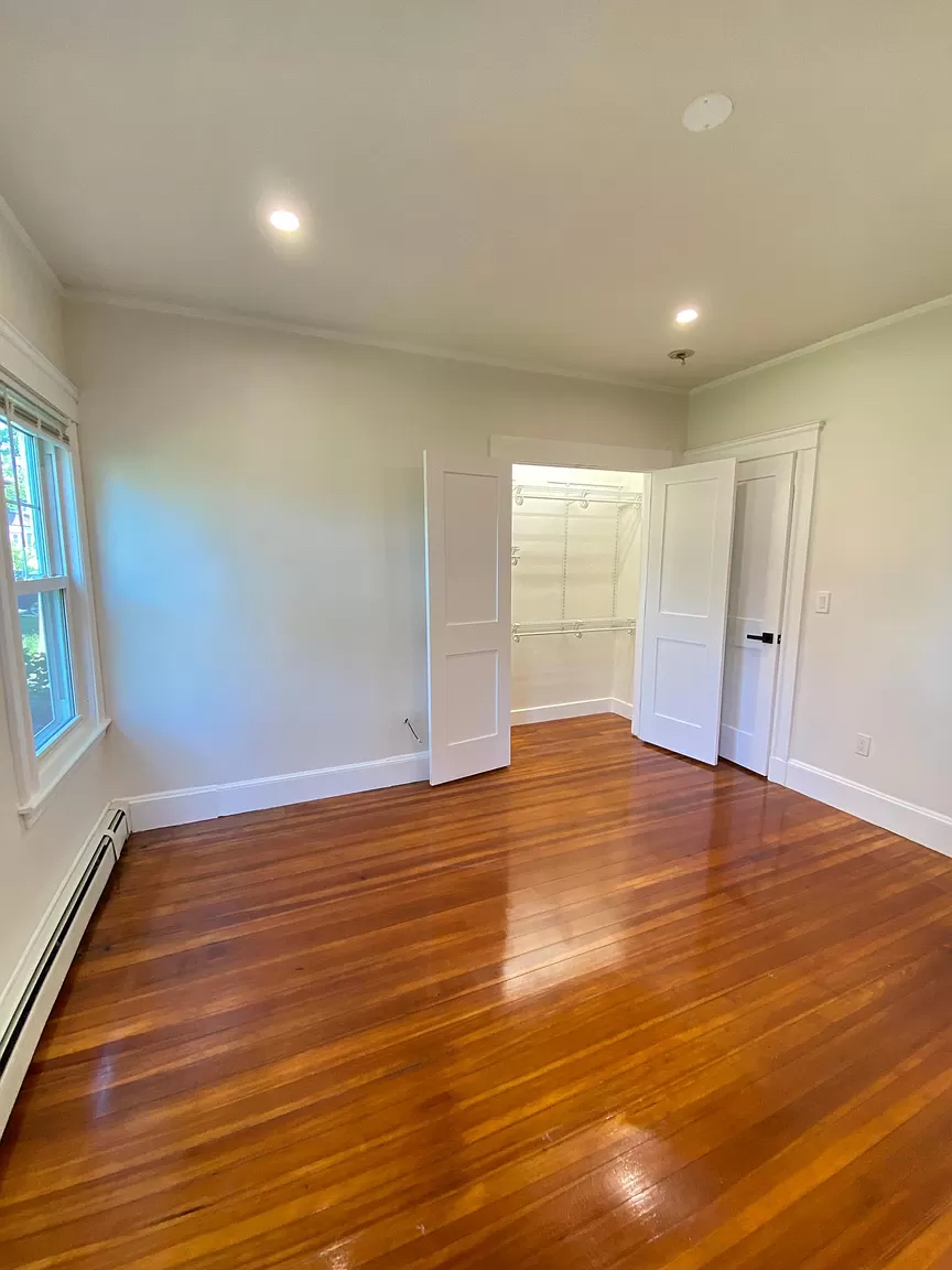 2 bed, 1 bath apartment for rent at 126 Winsor Ave Unit 1, Watertown — photo 11 of 12