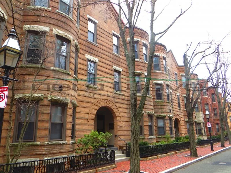 49 Saint Germain St, Back Bay